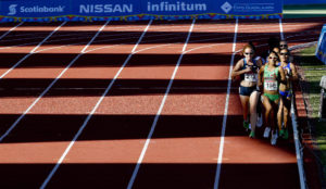 20ATLE----------24 de Octubre de 2011--------Deportes---------Imagen Digital----------Guadalajara Jal,Estadio de atletismo telmex primer dia de comptencias 10000 mts Marisol Guadalupe Romero ganadora de medalla de oro ..........Foto de Ramón Romero.