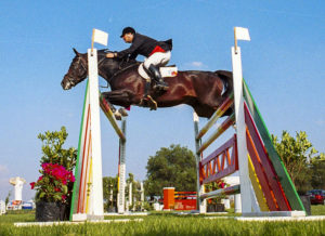 10HIP.......24 DE NOVIEMBRE DEL 2001........FOTO RAUL ESTRELLA.........
..........SECCION DEPORTIVA.........
JAVIER FERNANDEZ EN EL HIPICO BALVANERA DE QUERETARO